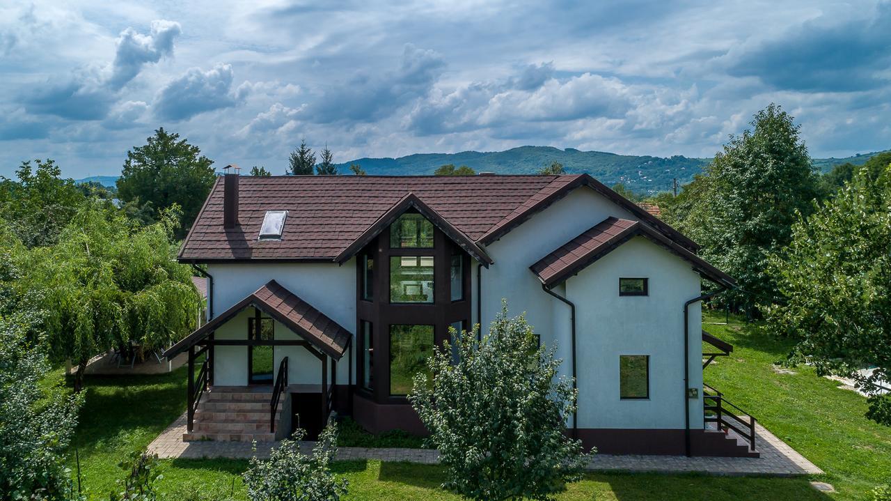 Vila Luna Комарник Екстериор снимка
